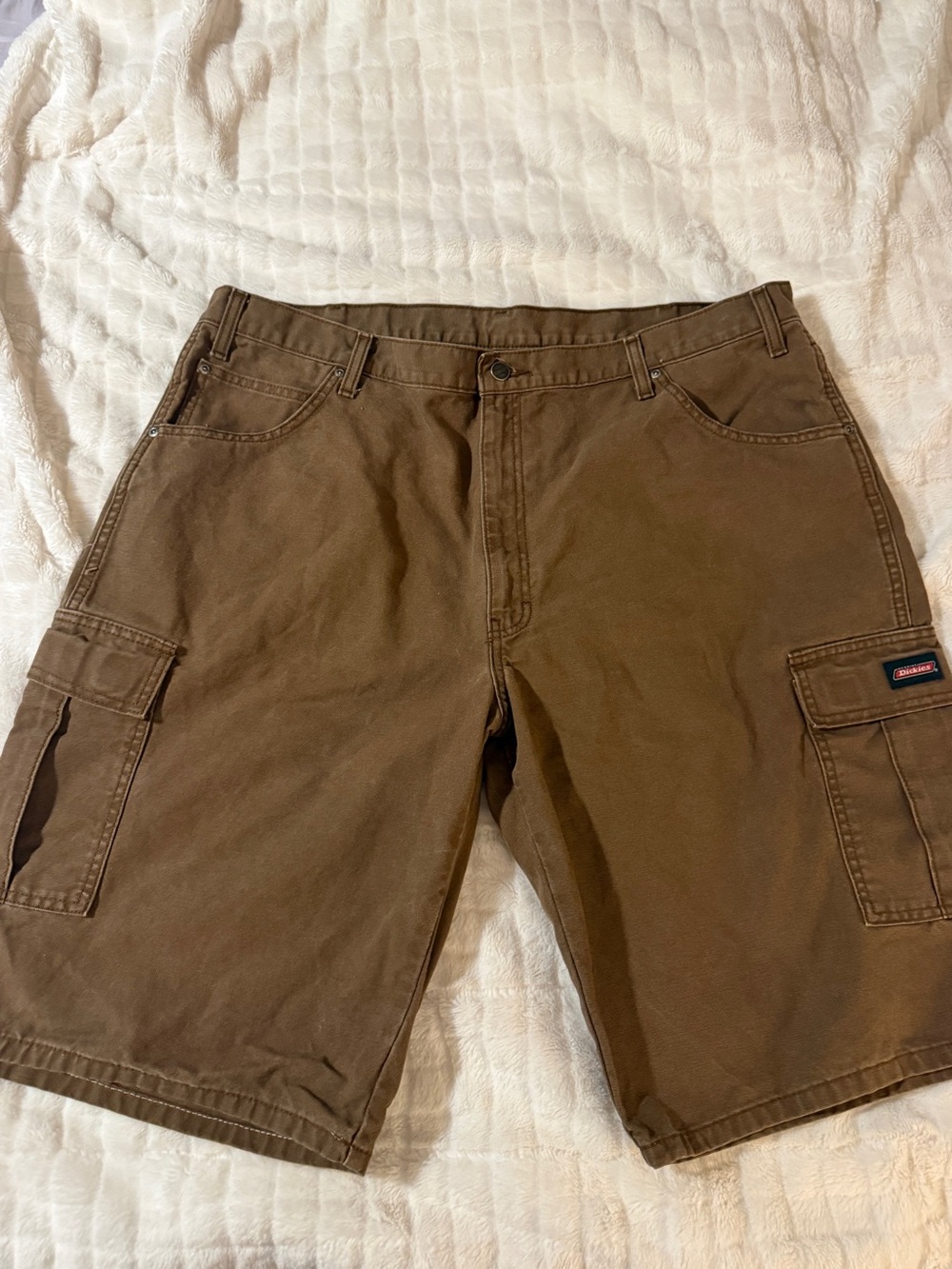 Dickies Men's Brown Cargo Shorts-42